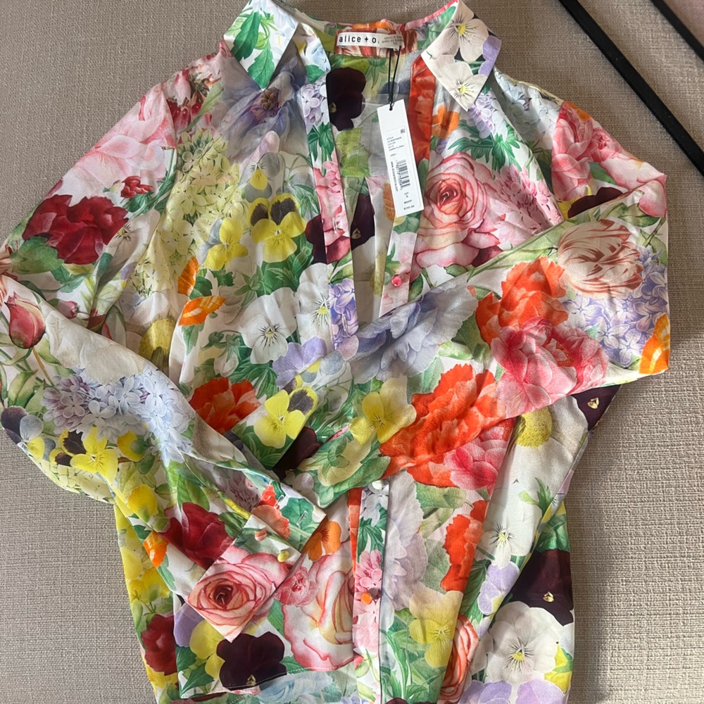 Alice + Olivia Floral Multicolor Button-Up Blouse in Red, Pink, Yellow and Green